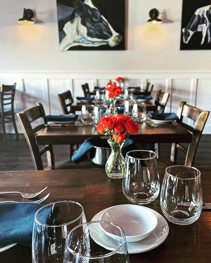 inside red bank byob